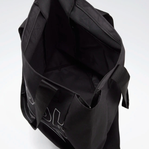 HOST PICK💜Reebok Tote Duffle Gym Bag NWT - Picture 2 of 6